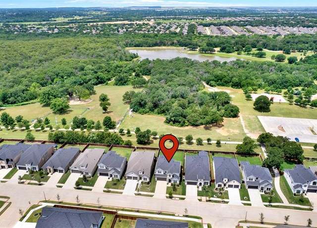 Property at 4704 Hammerstein Blvd, Denton, TX 76210, 4 beds, 3.5 baths