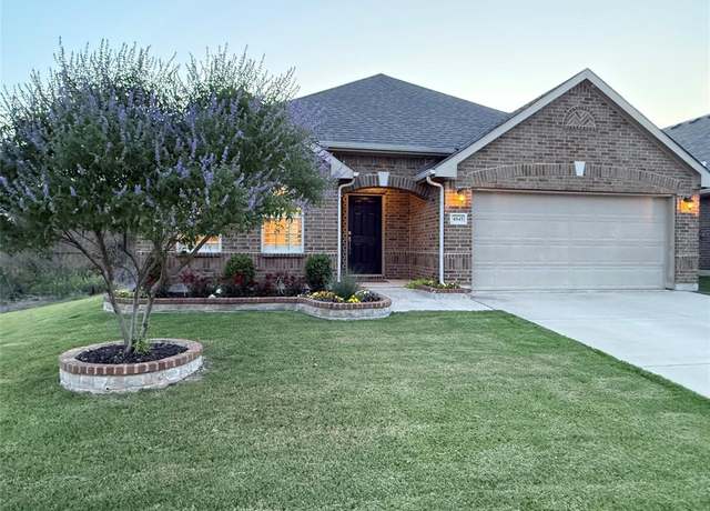 Property at 4845 Lazy Oaks St, Fort Worth, TX 76244, 3 beds, 2 baths