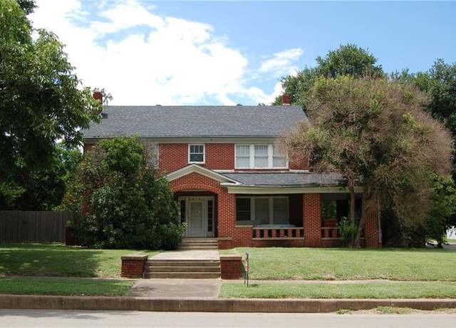 Property at 2401 Homan Ave, Waco, TX 76707, 5 beds, 2.5 baths