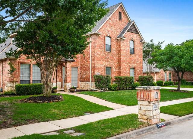 Property at 7816 Shady Oaks Dr, North Richland Hills, TX 76182, 5 beds, 3.5 baths