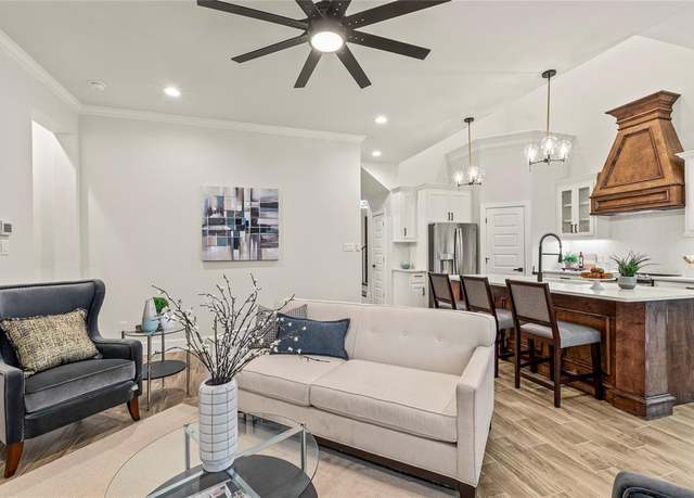 Property at 243 Hide A Way Dr, Mabank, TX 75156, 4 beds, 2.5 baths