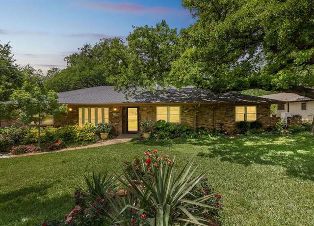 Property at 2313 Vega St, Grand Prairie, TX 75050, 4 beds, 3 baths
