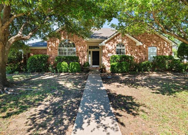 Property at 61 Sonora Dr, Trophy Club, TX 76262, 3 beds, 2 baths