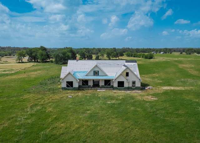 Property at 8955 Tx-11 Hwy, Sulphur Springs, TX 75482, 5 beds, 2.5 baths