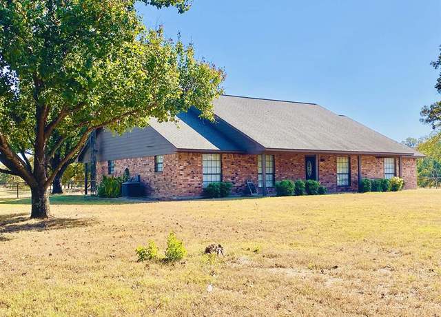 Property at 22718 US Highway 69 N, Mineola, TX 75773, 4 beds, 2 baths