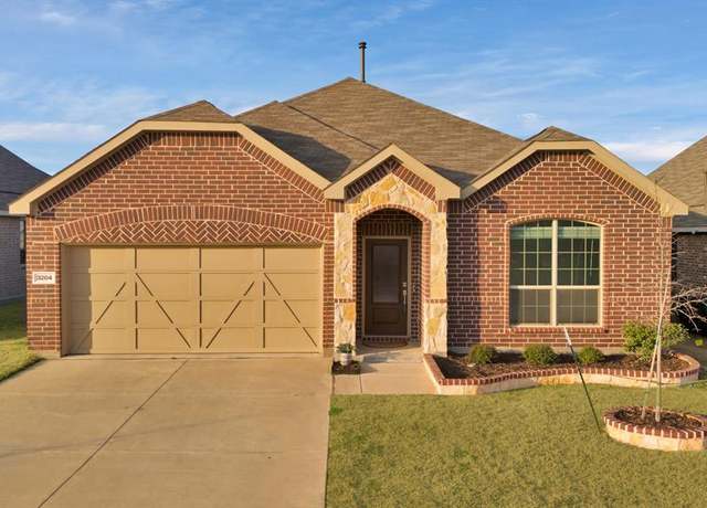 Property at 3204 Renaissance Dr, Denton, TX 76207, 4 beds, 2 baths
