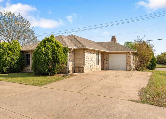 Property at 6700 Oriole Ct, Fort Worth, TX 76137, 3 beds, 2 baths