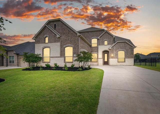 Property at 1477 Shooting Star Dr, Haslet, TX 76177, 5 beds, 4 baths