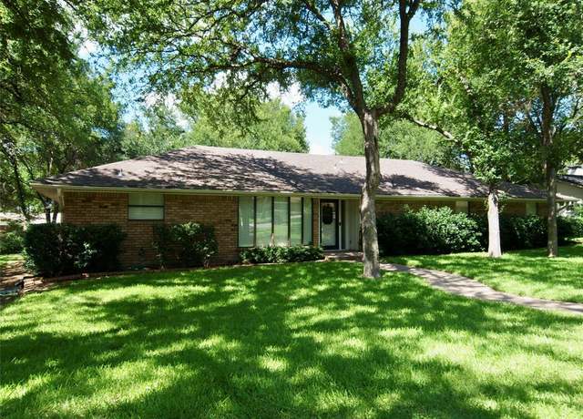 Property at 925 Kintner, Graham, TX 76450, 3 beds, 2.5 baths