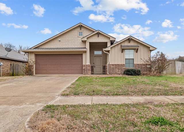 Property at 6969 Vernado Dr, Flint, TX 75762, 3 beds, 2 baths