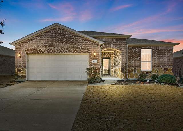 Property at 2915 Oyster Bay Dr, Frisco, TX 75036, 2 beds, 2 baths