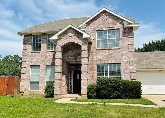 Property at 2212 Remmington Dr, Flower Mound, TX 75028, 3 beds, 2.5 baths