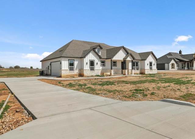 Property at 1955 Johnnie Dr, Springtown, TX 76082, 3 beds, 2.5 baths