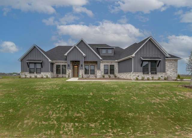 Property at 211 Lakota Pkwy, Waxahachie, TX 75165, 4 beds, 3.5 baths