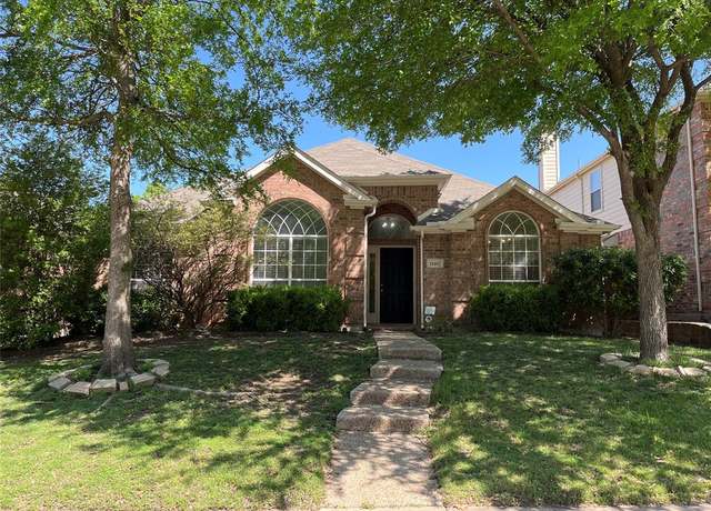 Property at 11462 Blanchard Dr, Frisco, TX 75035, 3 beds, 2 baths