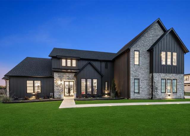 Property at 152 Magnolia Dr, Van Alstyne, TX 75495, 6 beds, 5 baths