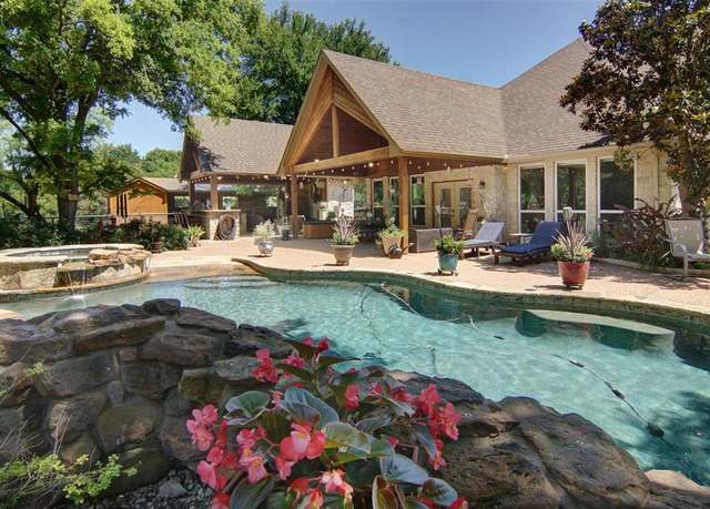 Property at 110 Bent Creek Ranch Ct, Fort Worth, TX 76126, 5 beds, 4.5 baths
