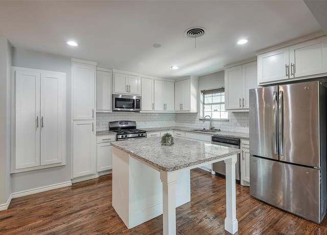 Property at 3512 Corto Ave, Fort Worth, TX 76109, 5 beds, 3 baths