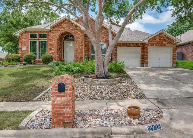 Property at 2925 Custer Dr, Corinth, TX 76210, 3 beds, 2 baths