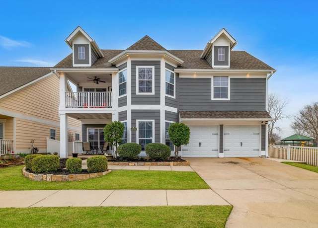 Property at 1400 Mountain Laurel Dr, Savannah, TX 76227, 5 beds, 2.5 baths