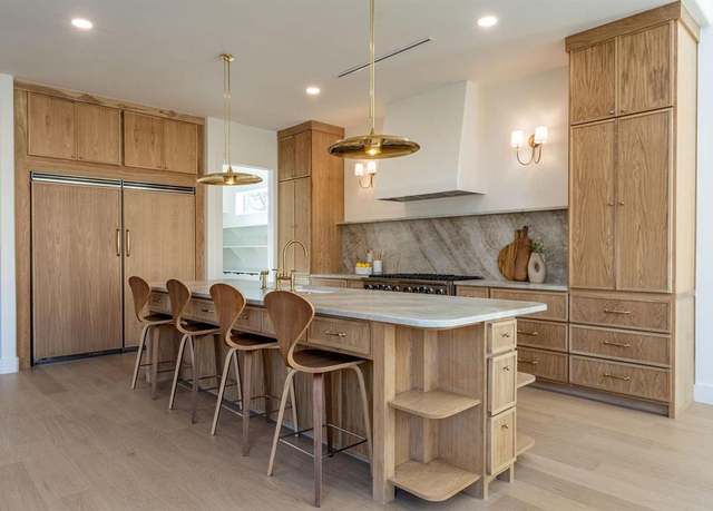 Property at 3761 Seguin Dr, Dallas, TX 75220, 5 beds, 5 baths
