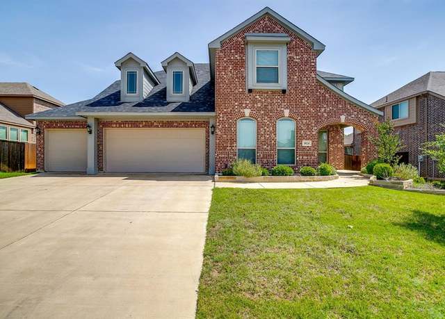 Property at 1024 Robles Way, Burleson, TX 76028, 4 beds, 3 baths