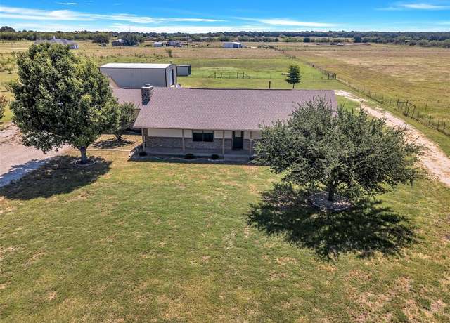 Property at 3800 Turkey Creek Rd, Mineral Wells, TX 76067, 3 beds, 2 baths