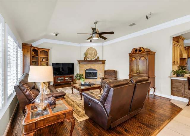 Property at 7100 King Ranch Rd, North Richland Hills, TX 76182, 4 beds, 2.5 baths