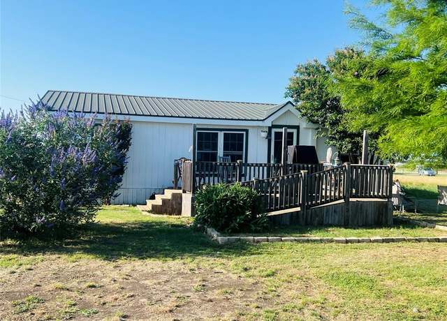Property at 3504 Cobbler Ln, Joshua, TX 76058, 5 beds, 3 baths