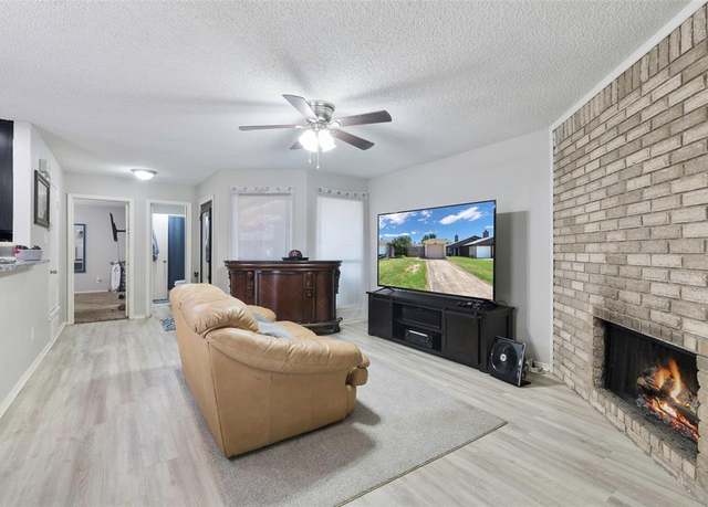 Property at 6624 S Creek Dr, Fort Worth, TX 76133, 2 beds, 2 baths