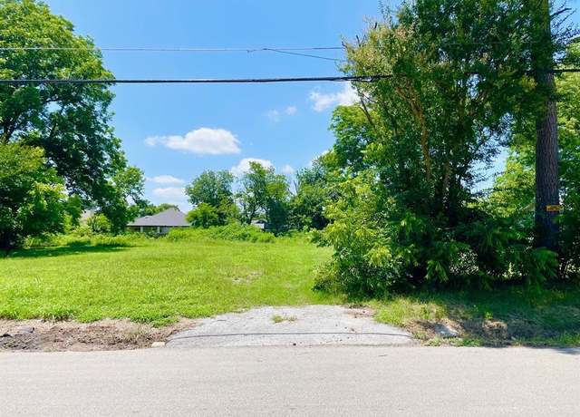 Property at 806 S Medora St, Terrell, TX 75160