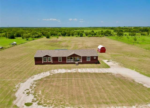 Property at 415 Lake Whitney Dr, Whitney, TX 76692, 4 beds, 3.5 baths