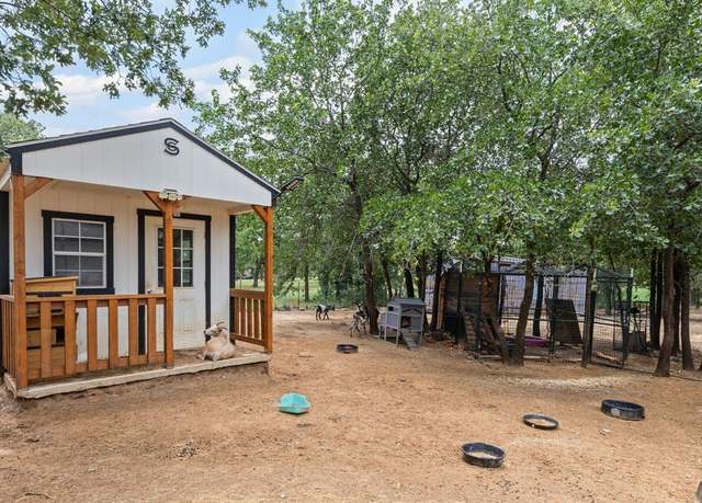 Property at 396 Wild Hill Oak Dr, Springtown, TX 76082, 4 beds, 2 baths