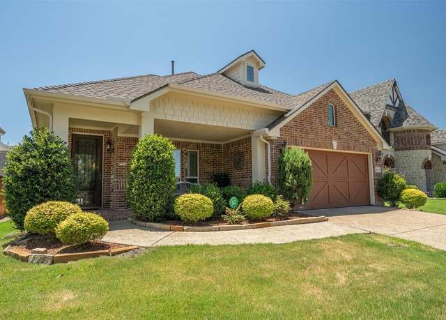 Property at 801 Marietta Ln, Aubrey, TX 76227, 3 beds, 2 baths