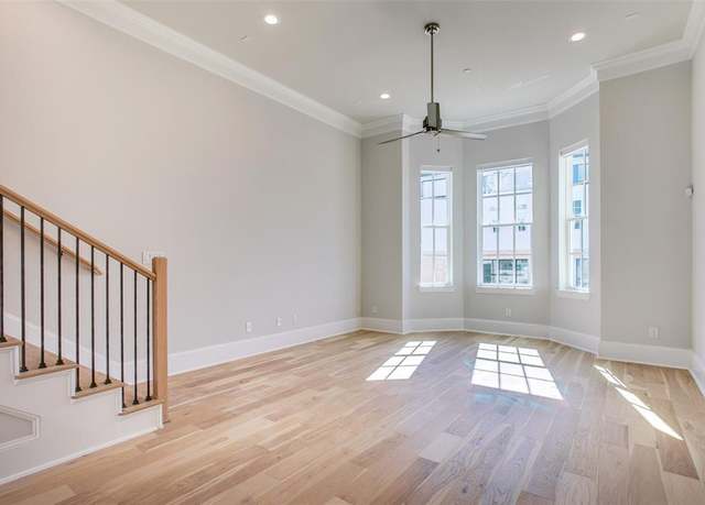 Property at 4639 New Water Ln, Dallas, TX 75219, 2 beds, 2.5 baths