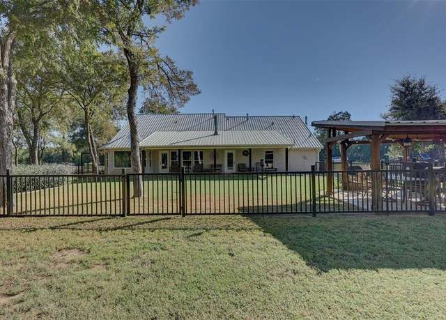 Property at 1366 Spring Valley Trl, Whitney, TX 76692, 3 beds, 3 baths