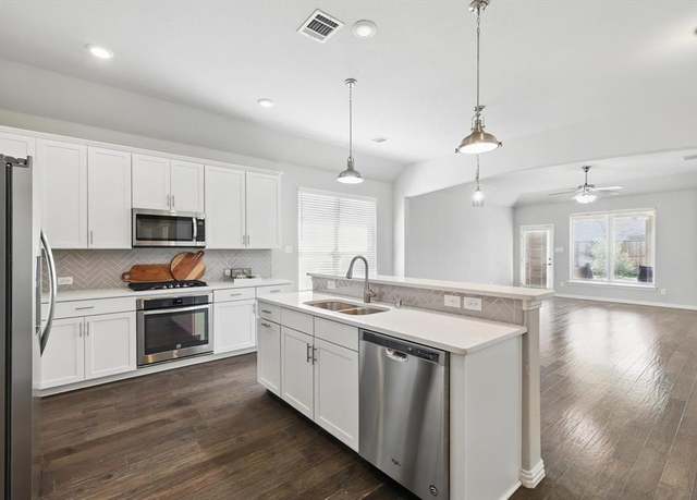 Property at 1405 Tanglewood Trl, Northlake, TX 76226, 3 beds, 2 baths