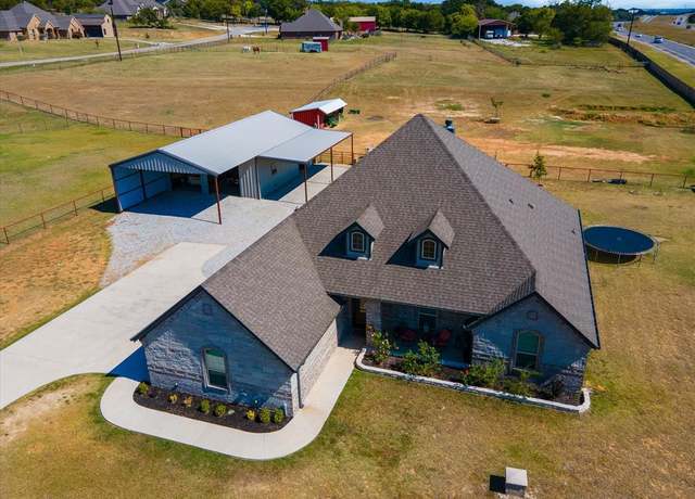 Property at 100 Mike Thornton Ct, Weatherford, TX 76088, 4 beds, 2 baths
