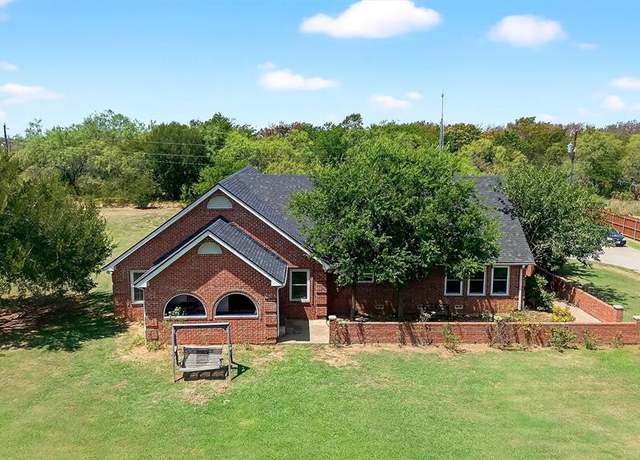 Property at 655 Naylor Rd, Sherman, TX 75092, 6 beds, 3 baths