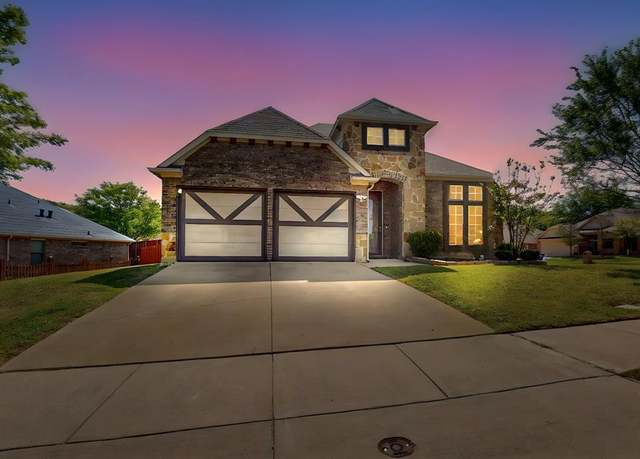 Property at 8328 Dawnridge Dr, Dallas, TX 75249, 4 beds, 2 baths
