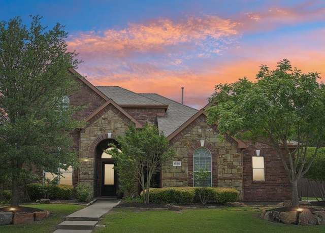 Property at 1300 Millers Creek Dr, Prosper, TX 75078, 4 beds, 3 baths