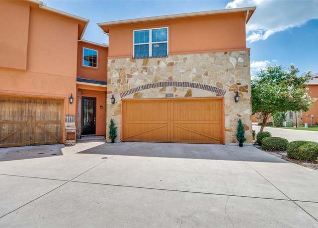 Property at 2665 Venice Dr #5, Grand Prairie, TX 75054, 3 beds, 2.5 baths