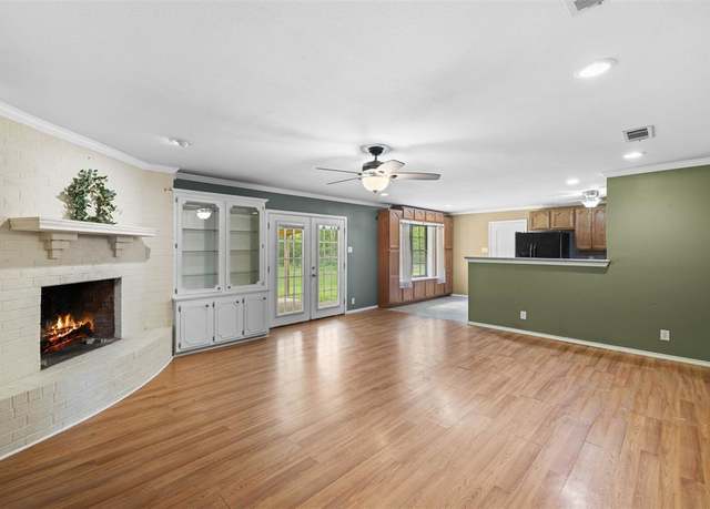 Property at 603 Sunnyvale Ln, Fairfield, TX 75840, 3 beds, 2 baths