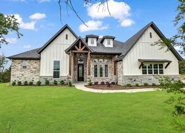 Property at 5000 Veal Sta, Weatherford, TX 76085, 4 beds, 3 baths