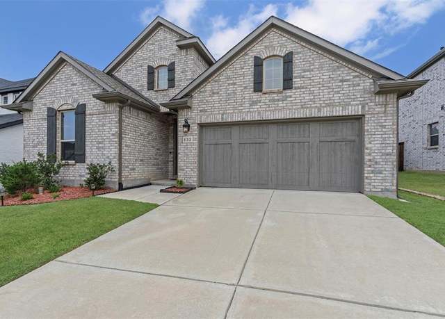 Property at 132 Savannah Ln, Oak Point, TX 75068, 3 beds, 2 baths