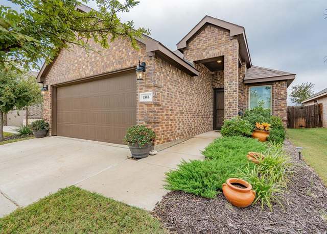 Property at 105 Mojave Way, Red Oak, TX 75154, 3 beds, 2 baths