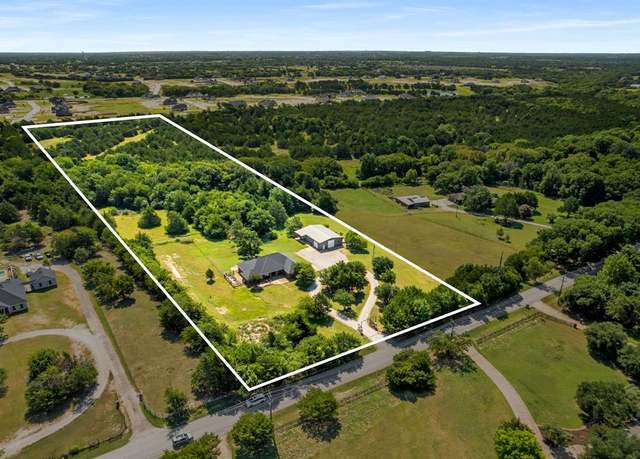 Property at 2310 N Walnut Grove Rd, Midlothian, TX 76065, 4 beds, 3.5 baths