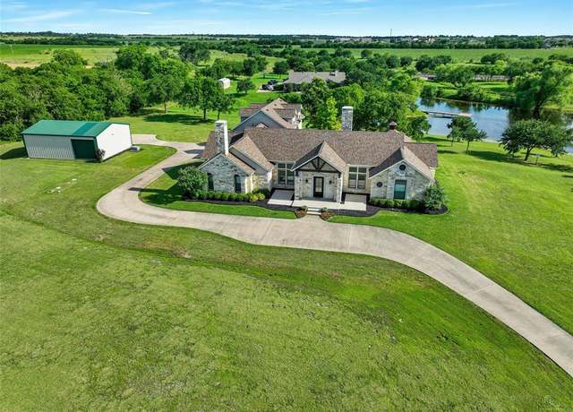 Property at 3405 N Preston Lakes Dr, Celina, TX 75009, 5 beds, 4.5 baths