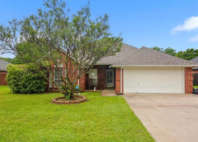 Property at 219 D'lynne, Aubrey, TX 76227, 4 beds, 2 baths