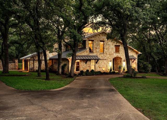 Property at 6501 Hillcrest Rd, Flower Mound, TX 75022, 4 beds, 3 baths